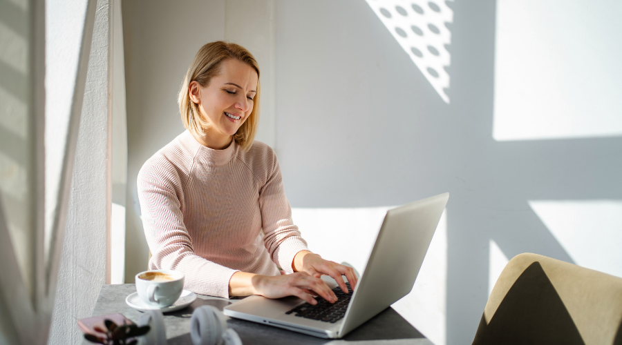 Cómo controlar la jornada laboral en teletrabajo de forma legal en 2026